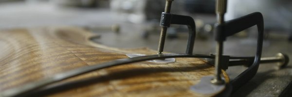 Violin repair clamping and gluing
